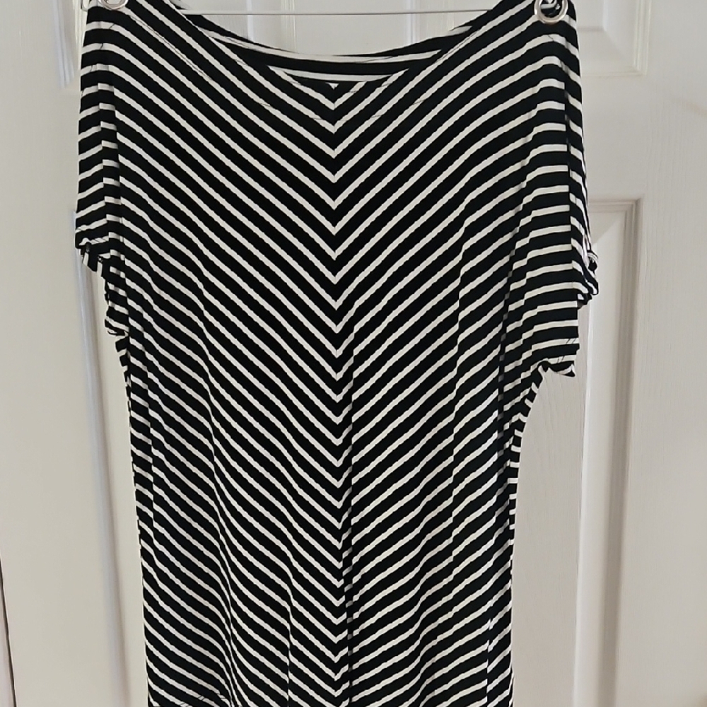 Black and White Striped Top